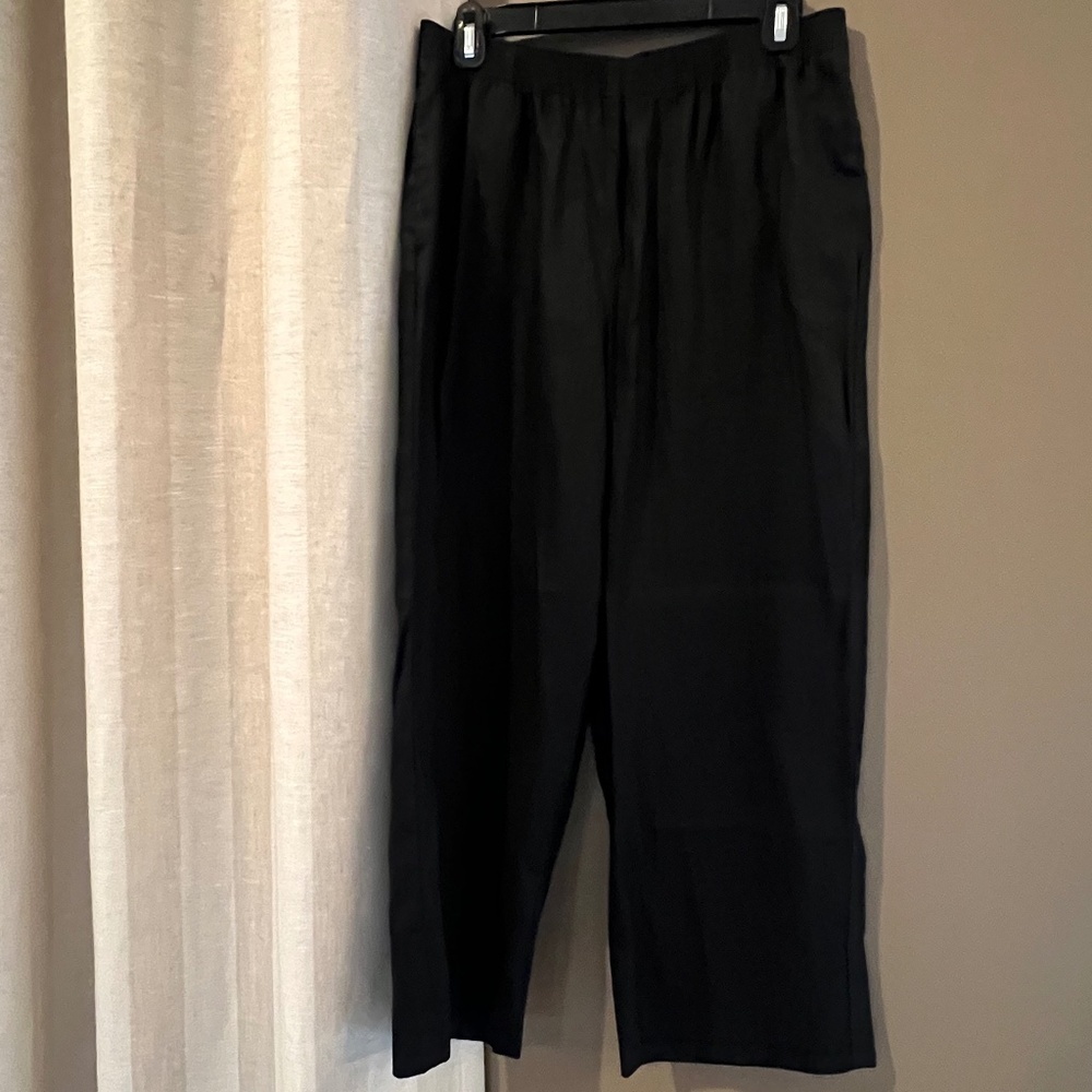 Jones New York Sport Black Linen Cropped Pants< Size Medium